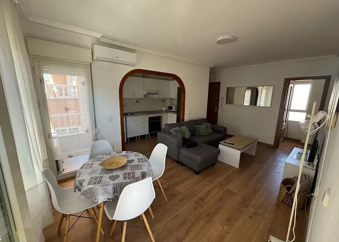 Apartment Homely Mar 3 *